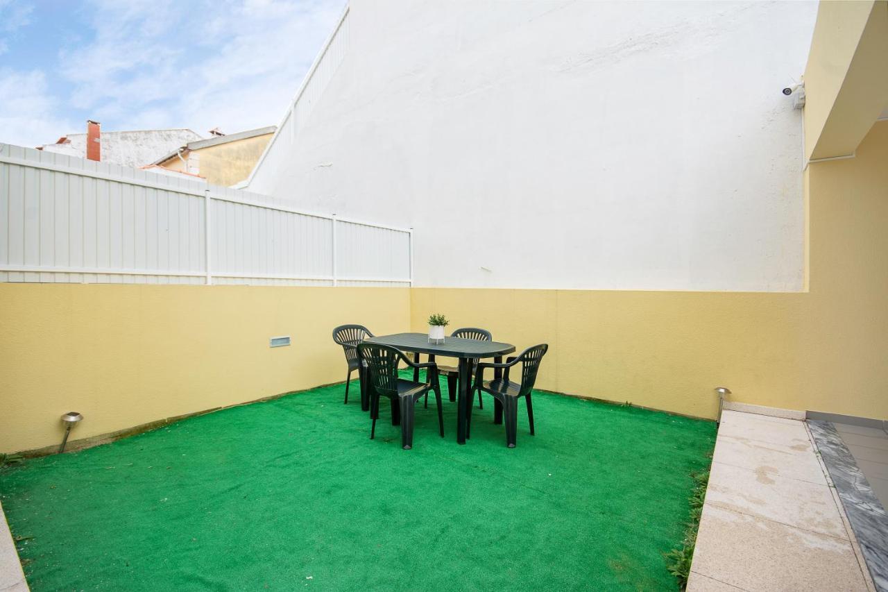 A.V Holidays Fernao Ferro Exterior photo